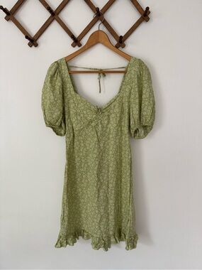 Miss Selfridge Green Floral Puff-Sleeve Mini Dress